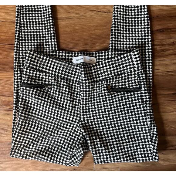 Old Navy Black White Stevie Pull On Stretchy Pants Star Checkered Print Small - Picture 1 of 11